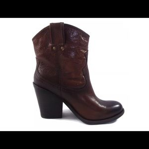 Lucky Dungarees Ellena Boots